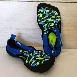 water shoes
